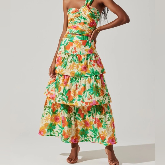 ASTR Rooni Tiered Maxi Skirt - Picture 3 of 8